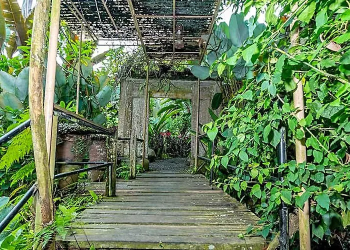 Umah Tis Sebatu Hotel BALI